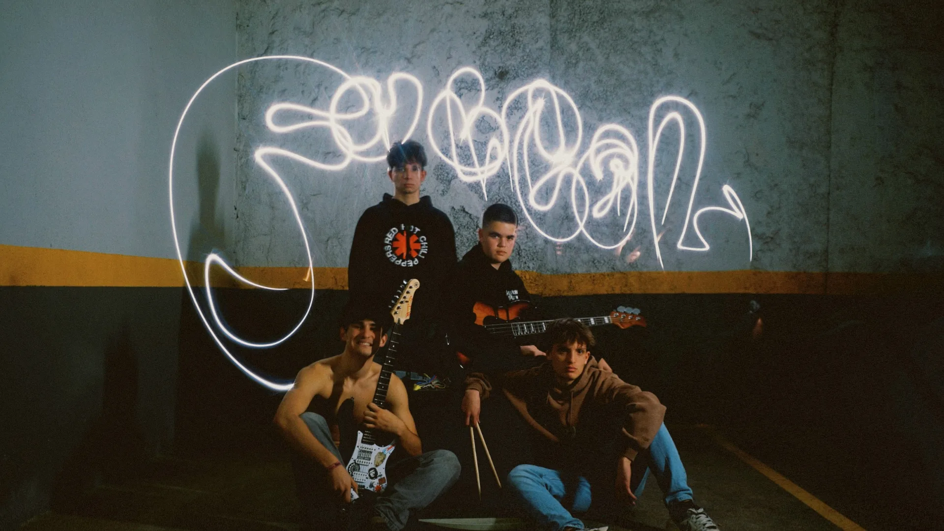Energia pop-punk sobre l’escenari