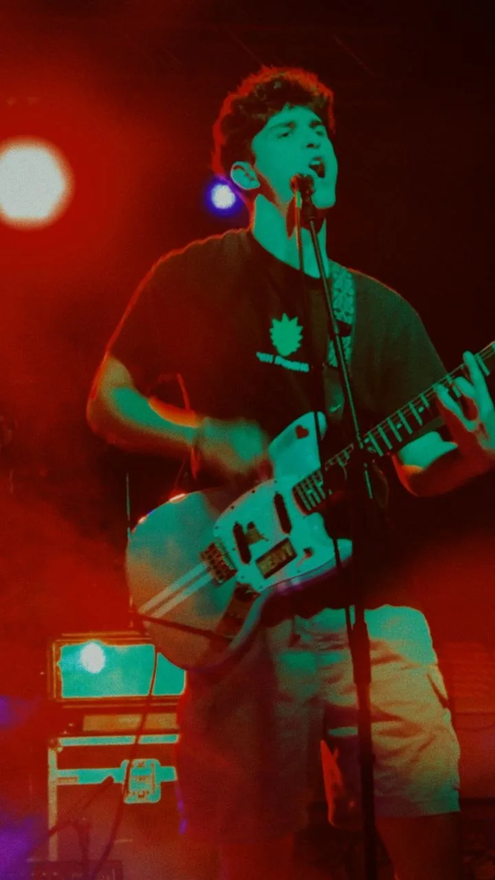 Guillem Carrillo en un moment del concert de Les Corts