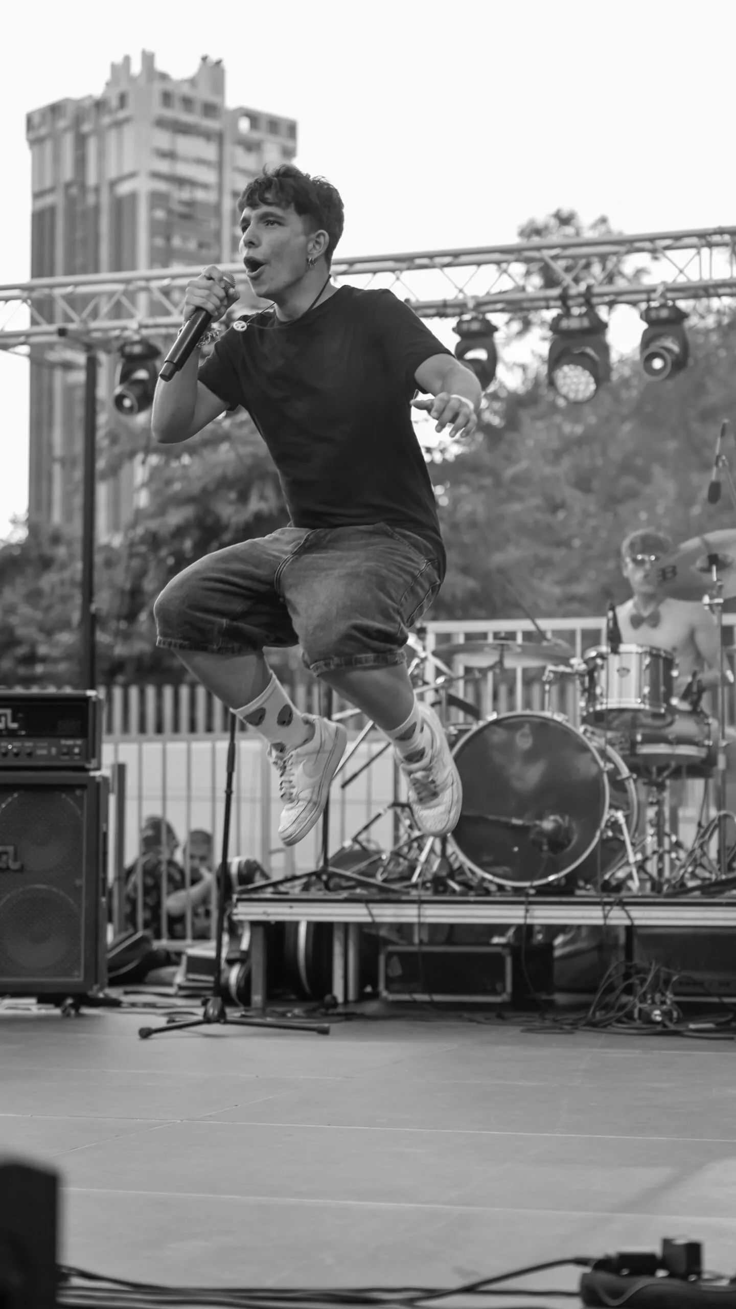 Joan Segovia - Veu & Frontman de la banda Fudgel (Pop-Punk)